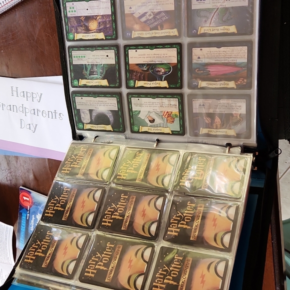 2 Binders of Harry Potter Playing Cards - Picture 2 of 5